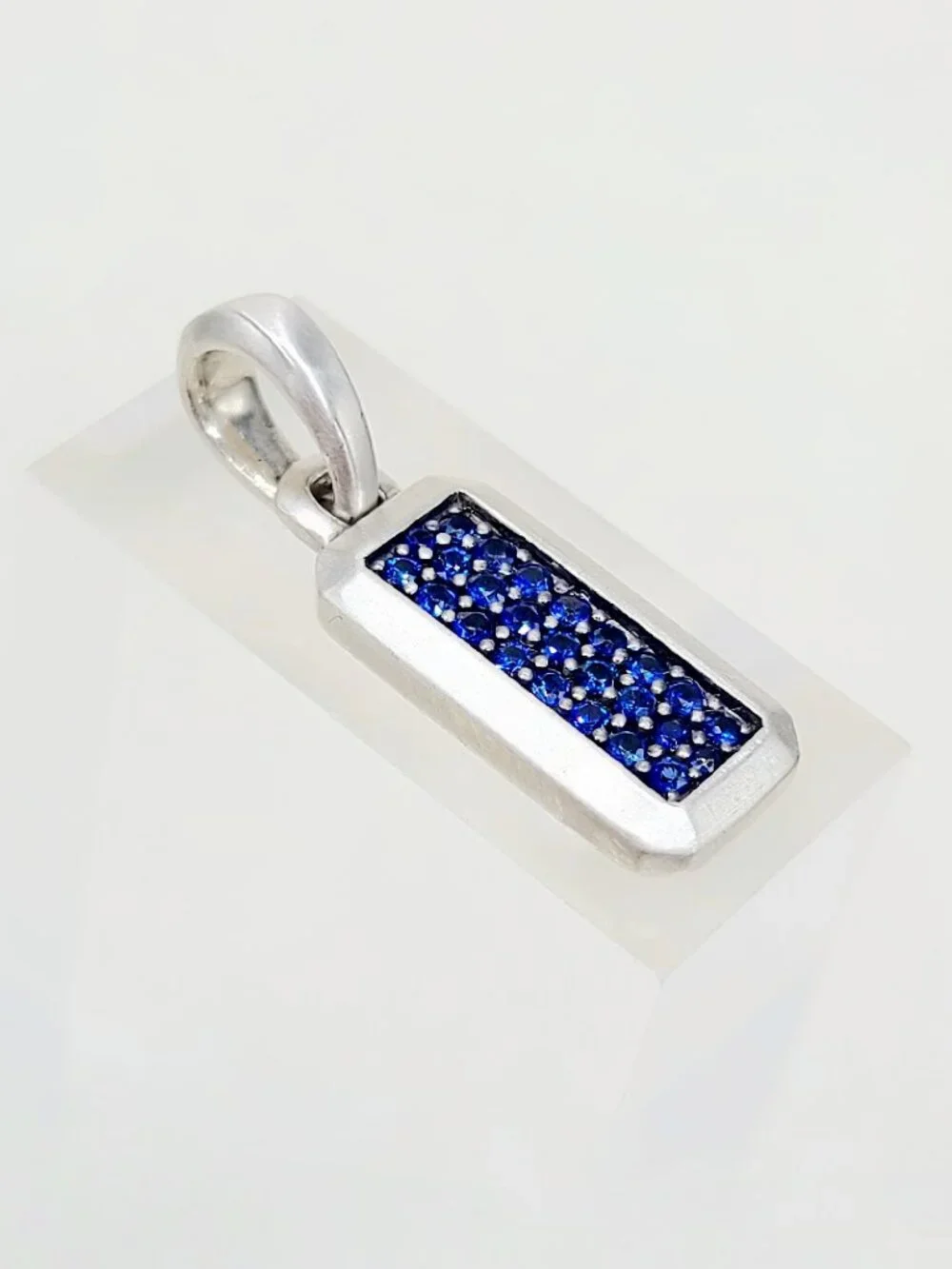 David Yurman Streamline Pavé Amulet Pendant w/ Pavé Blue Sapphires - RARE
